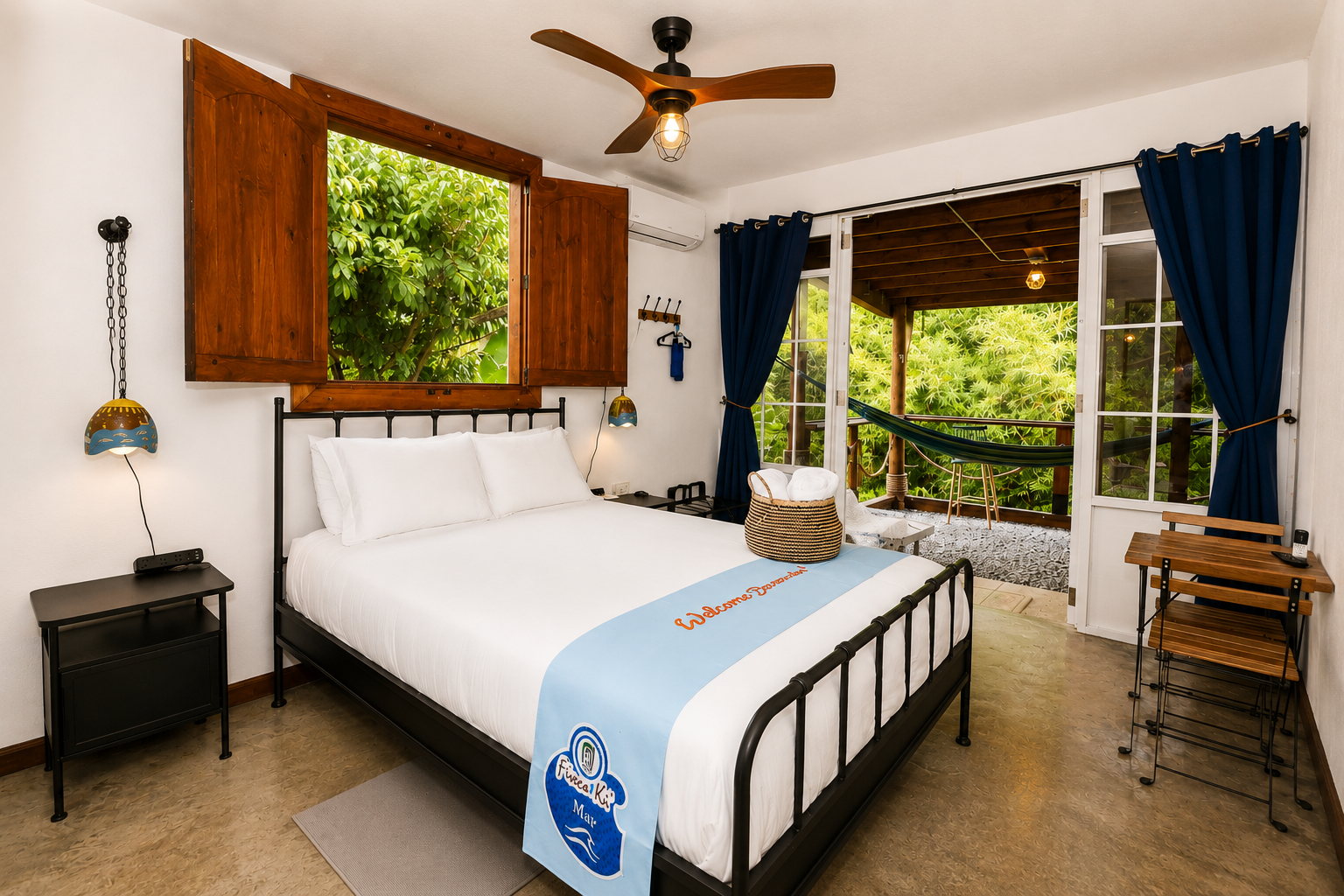 Mar guest room at Finca Ki’